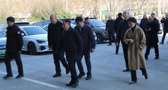 1741574135606317.jpg 1.jpg